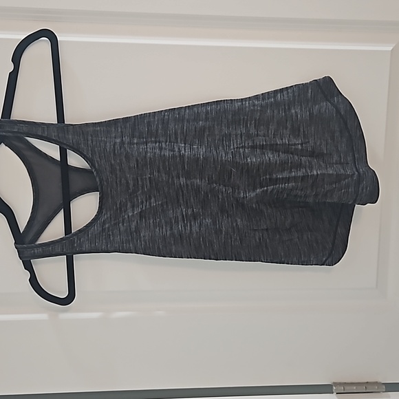 Lululemon Long Distance Tank - 4 - Picture 7 of 9